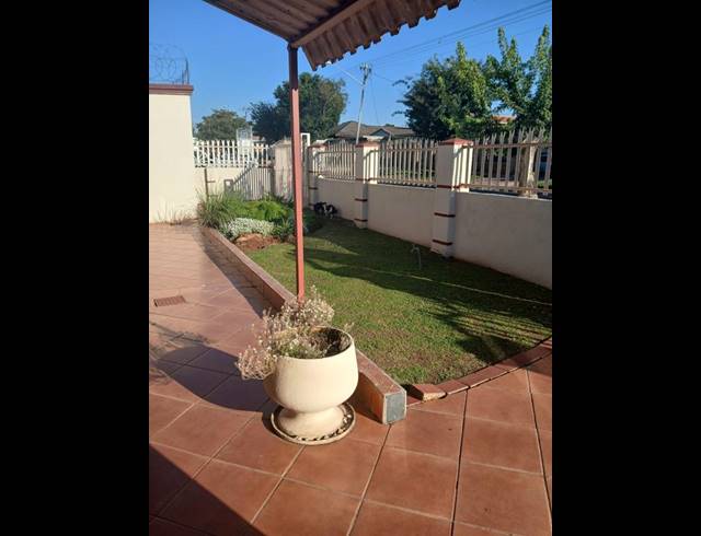 4 BEDROOM HOUSE FOR SALE IN LAUDIUM